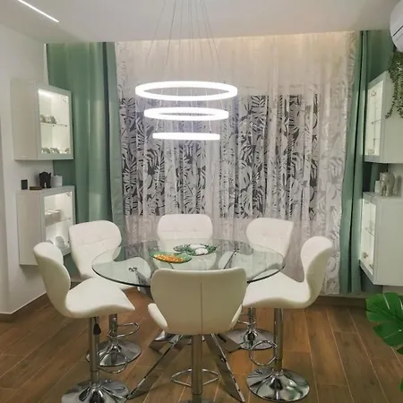 Tropical Haven On Tenerife *