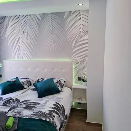 Tropical Haven On Tenerife *